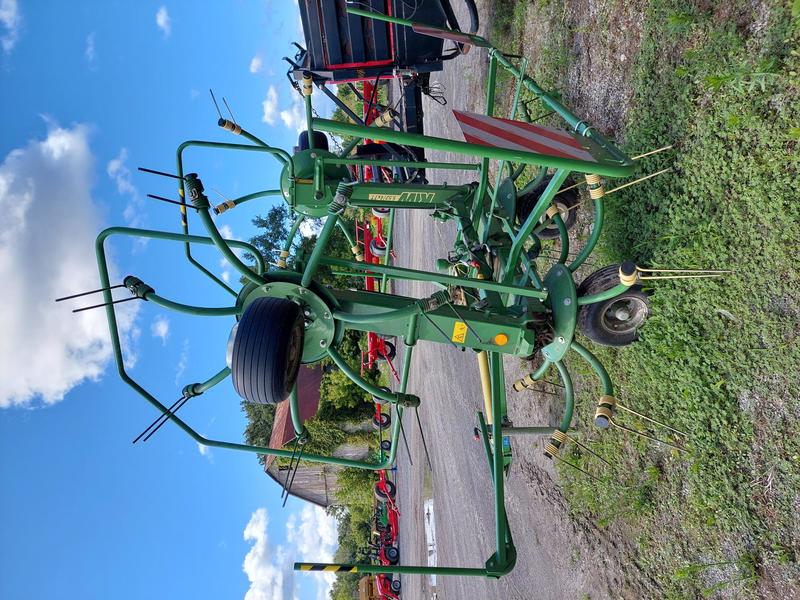 Hay & Forage  Krone Tedder  Photo